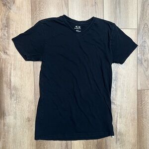 Oakley Black Basic V-Neck Tee Men’s Small